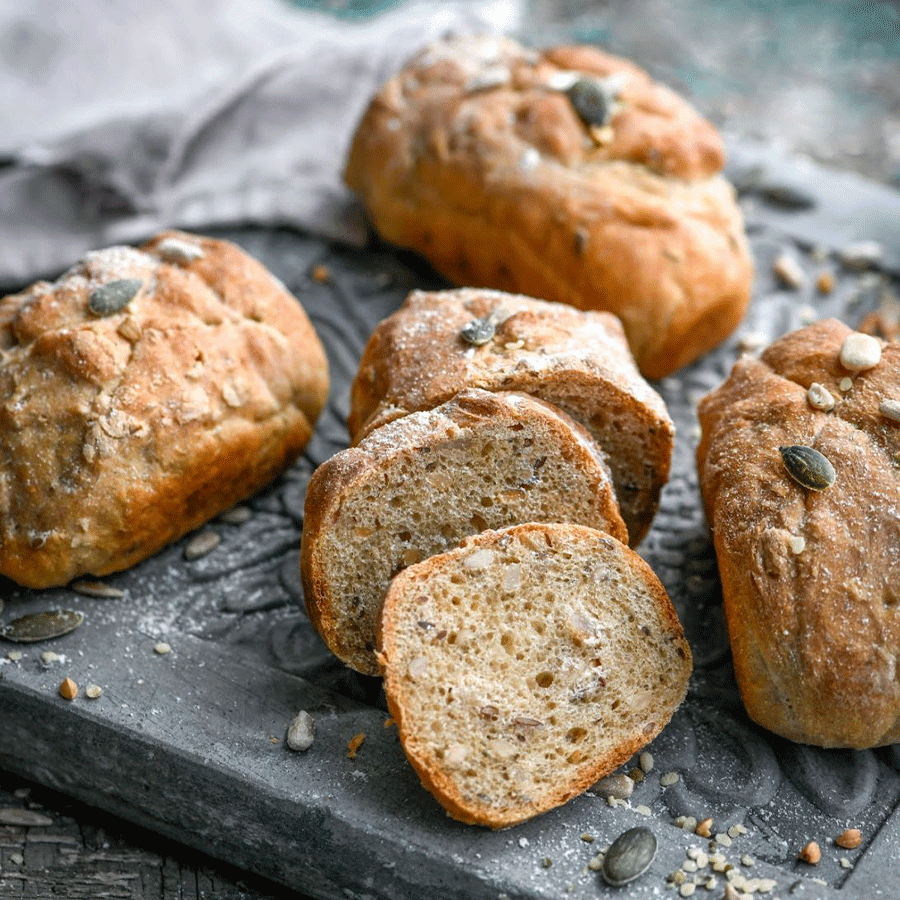 Multi-grain bread rolls