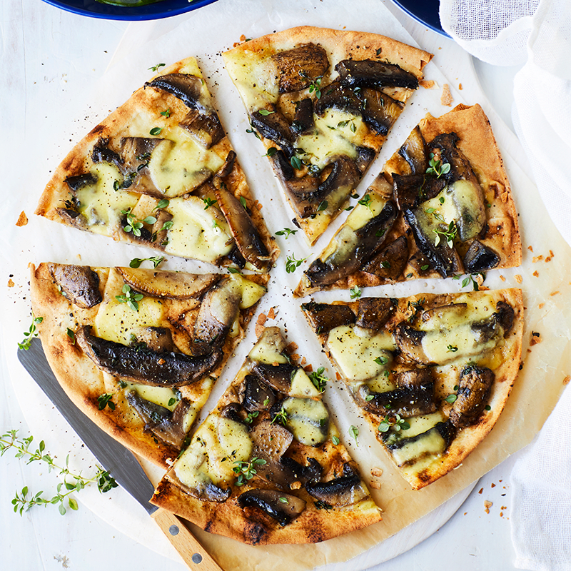 Photo of Mushroom, thyme and bocconcini pizza by WW