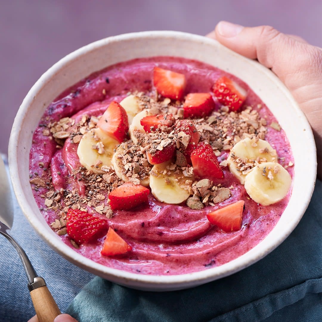 Photo of Loaded smoothie bowl by WW