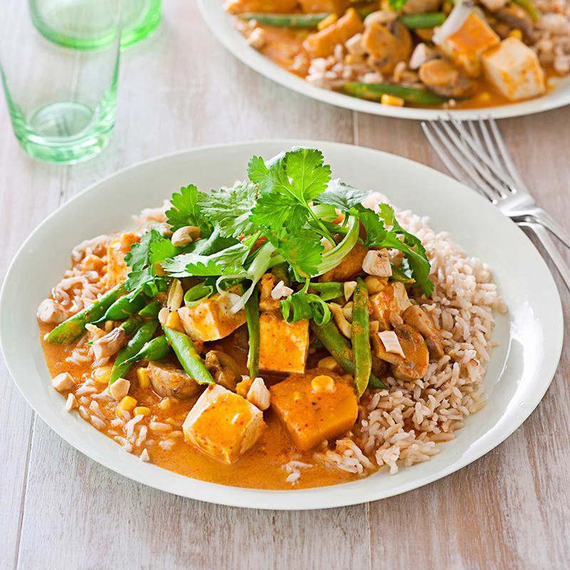 Photo of Thai vegetable and tofu curry with cashews by WW