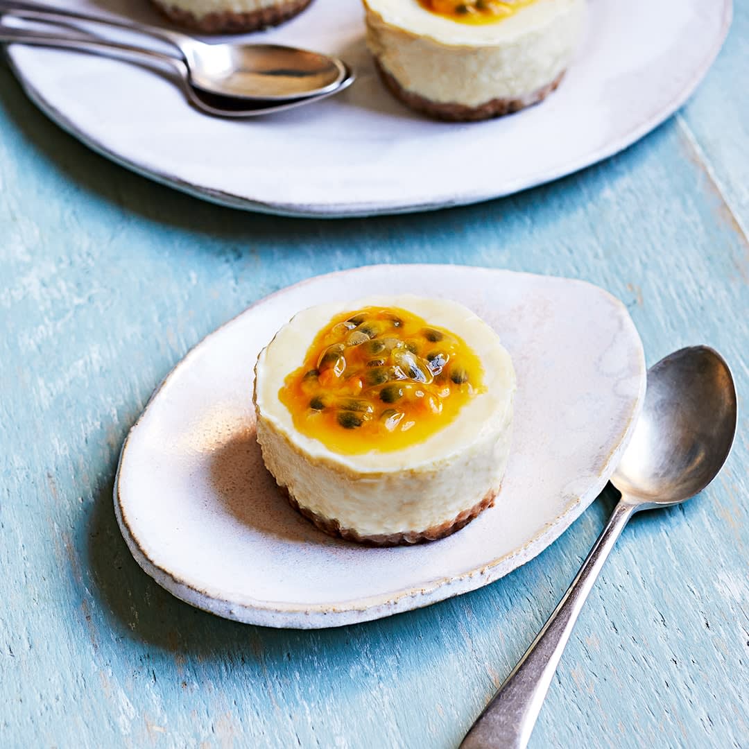 Photo of Mini lemon and passionfruit cheesecakes by WW