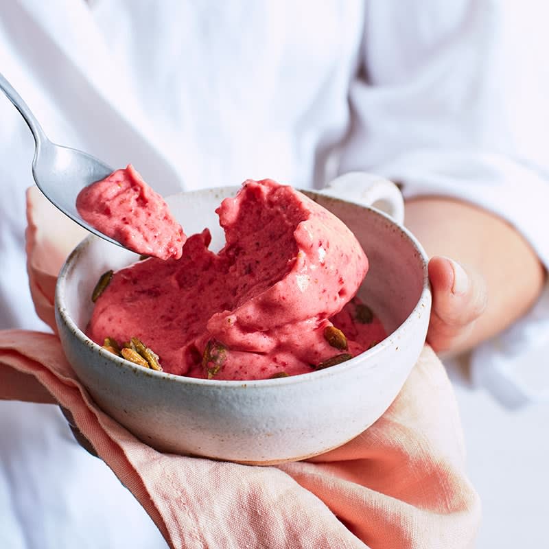 Photo of Strawberry yoghurt 'ice-cream' by WW