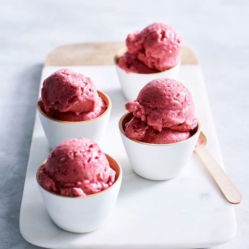 Photo of Instant strawberry ice-cream by WW