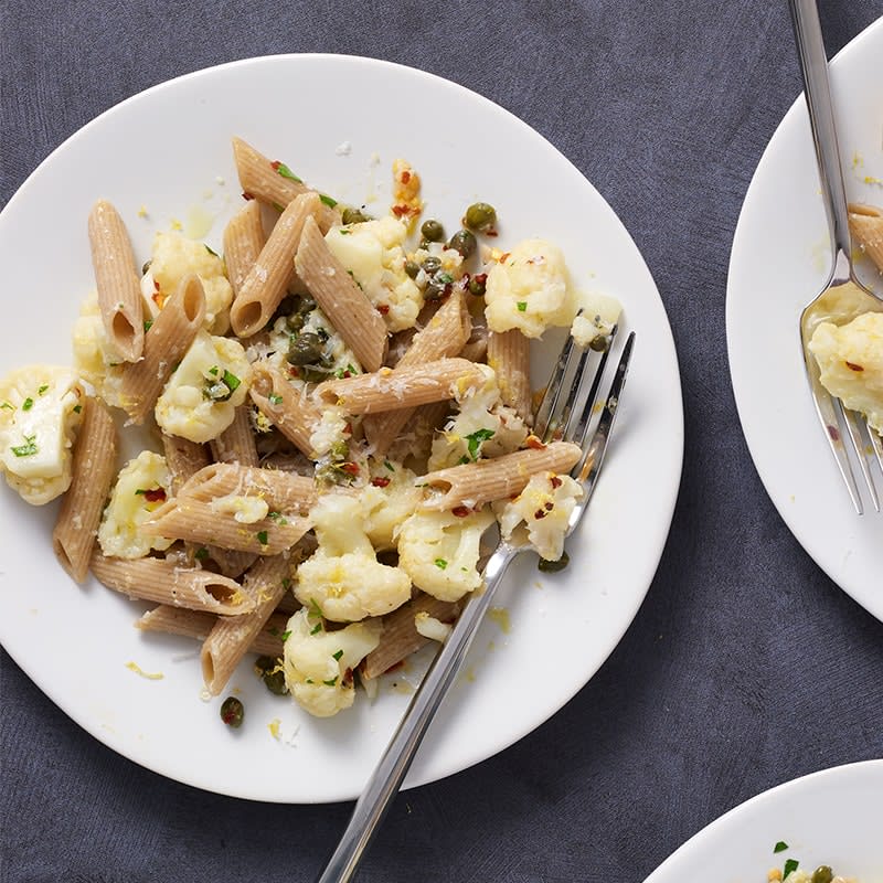 Pasta with cauliflower, lemon, and capers