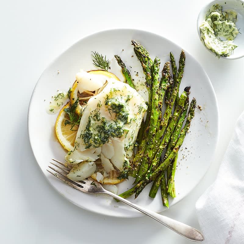 Grilled fish with lemon dill butter