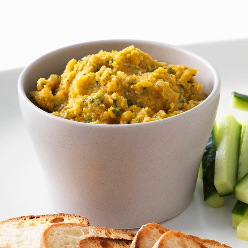 Carrot, chickpea and orange dip