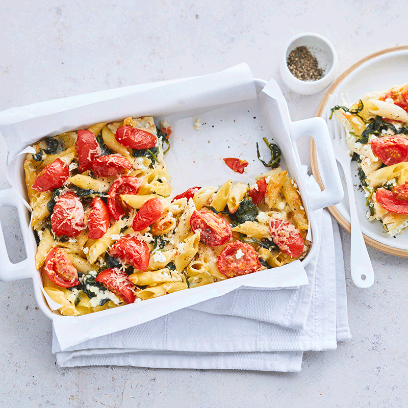 Cottage cheese and spinach pasta bake