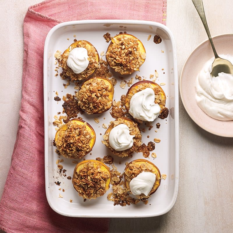 Photo of Baked peaches with almond crumble by WW